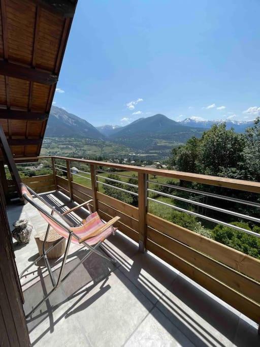 Gite Confort 15 Couchages, Vue Panoramique Montagne Hautes Alpes, Terrasses アンブラン エクステリア 写真